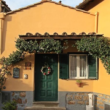 Casa Vacanze Nives Тоскана Екстериор снимка