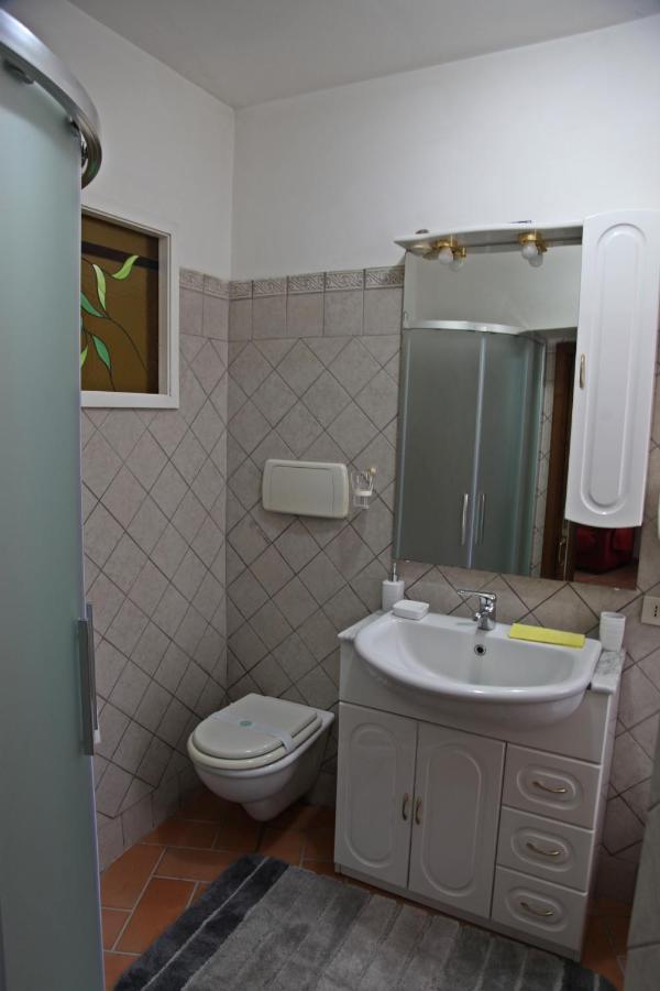 Casa Vacanze Nives Тоскана Екстериор снимка