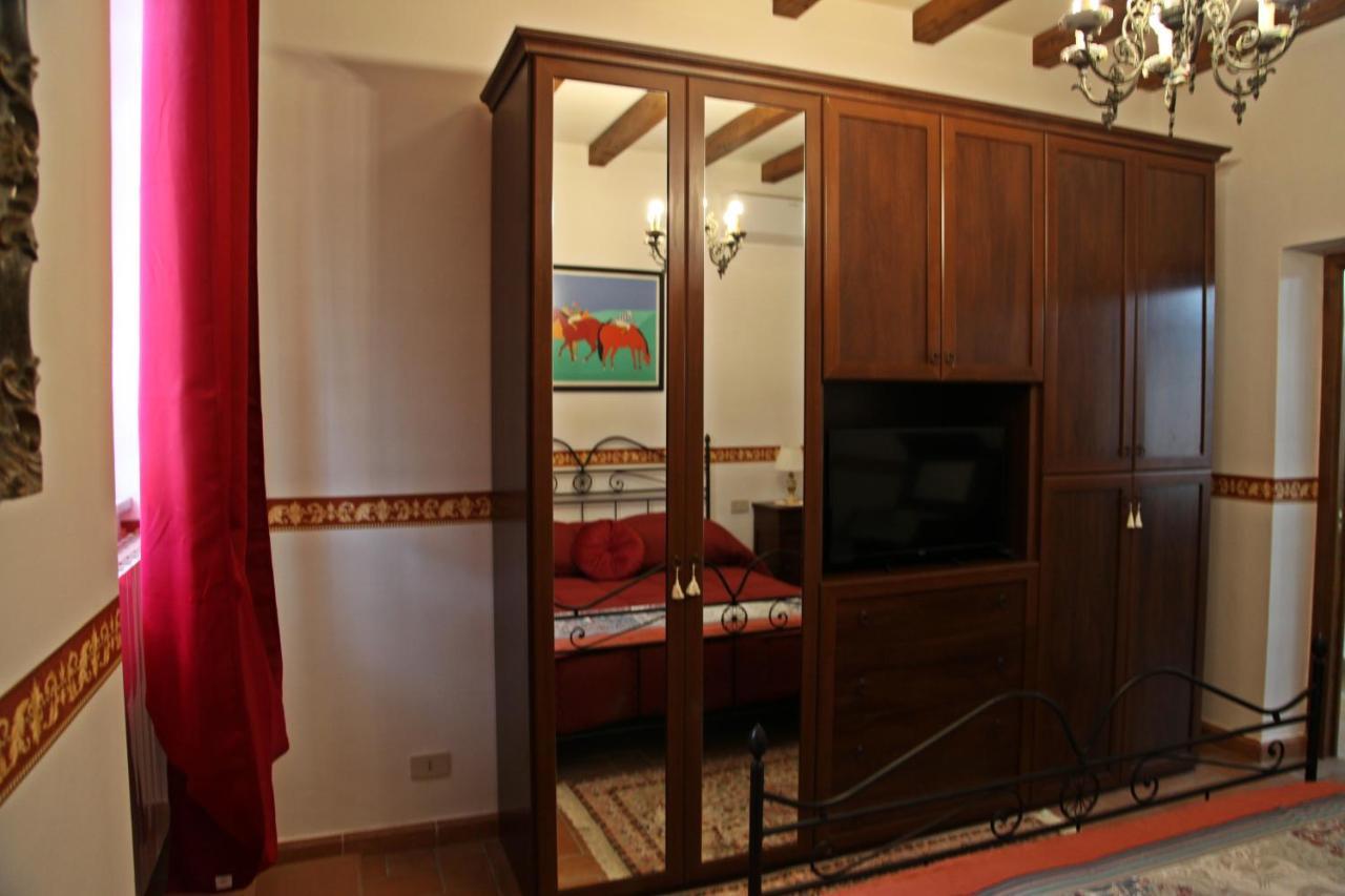 Casa Vacanze Nives Тоскана Екстериор снимка